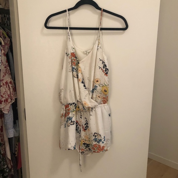 Joie Other - Joie jerrica floral printed romper
